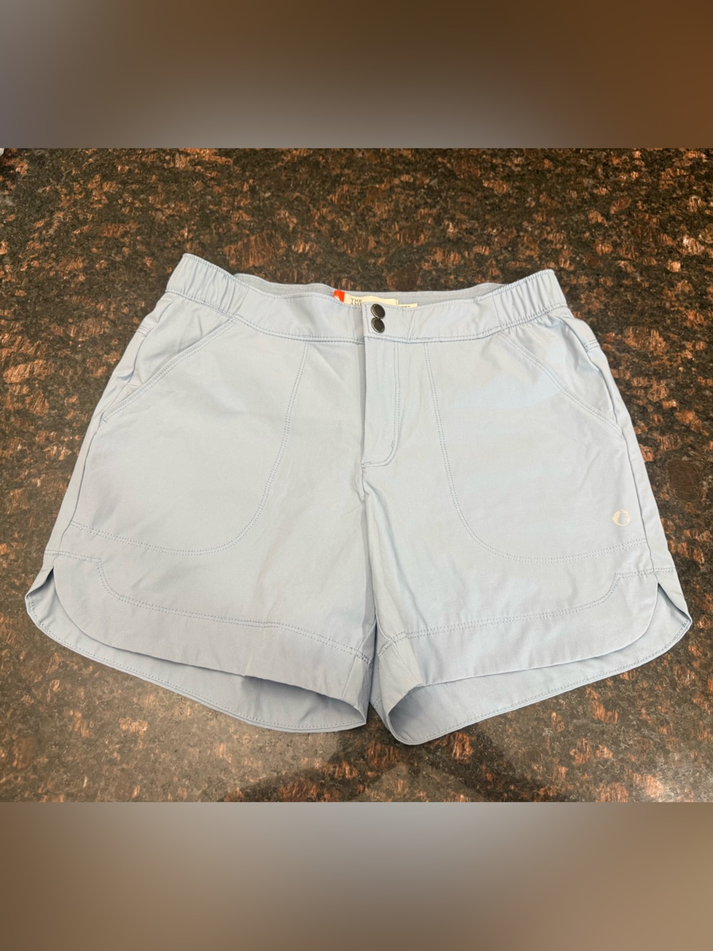 The American Outdoorsman - Light blue shorts - women's size medium